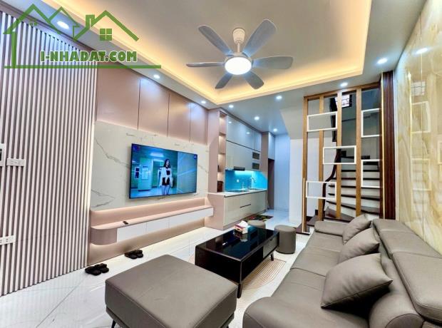 Hiếm, Nhà đẹp Miêu Nha, 48m x5T, Phân Lô, Ô TÔ đỗ, KD đỉnh, 7,45 tỷ