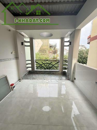 TÔN THẤT HIỆP GIÁ 8 TỶ 600. P8, Q11. TP HCM