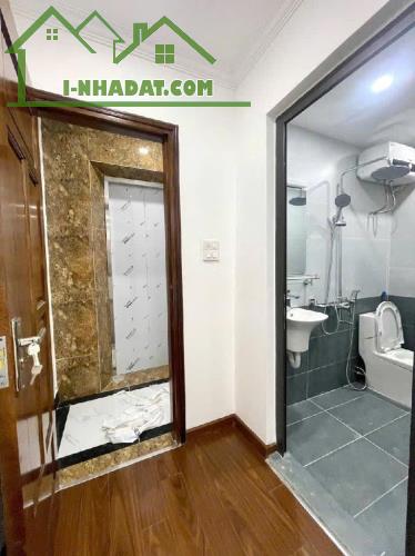 Nhà mới 5 tầng thang máy ngõ thông Đào Tấn, DT33m2 giá 7.5 tỷ - 1