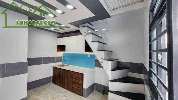 Nhà mới 1 lầu giá rẻ chỉ 580 triệu ngay chợ giãn dân bến xe buýt hiệp thành - 2