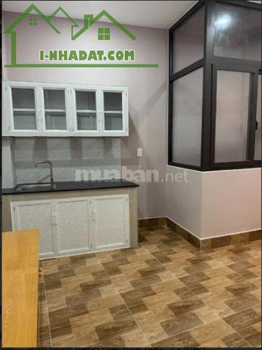 Nhà chủ lâu năm cần bán gấp, MT P.4 Tân Bình, khu Đệ Nhất khách sạn, 4.5x19 NH 4.8, 11.9ty - 1