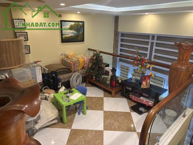Bán nhà Ái Mộ,Long Biên 6 tầng,32m,mt4.7m oto vào nhà nhỉnh 7 tỷ - 1