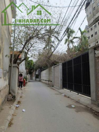Ngọc Thụy, Bán Đất 46m2 - Mặt Tiền 4m, Oto Vào Tận Nơi, Chỉ 3 Tỷ 75 - "Đất Vàng Trong - 2