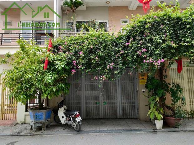 Bán nhà Tây Mỗ Từ Liêm 40 m2 4 tầng MT 5m giá 6.0 tỷ