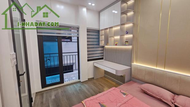 NHÀ PHỐ TÔN ĐỨC THẮNG 26M 4T MT4.5m-LÔ GÓC- 30M RA PHỐ -FULL NỘI THẤT - Ở NGAY - 1