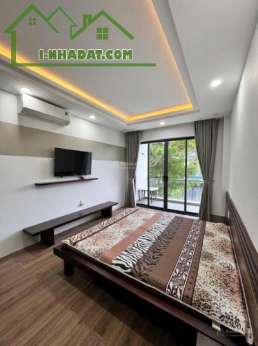 Nhà 4 tầng - có thang máy nội thất cao cấp dành cho gia đình có người lớn tuổi - KĐT Mỹ - 2