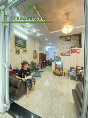 MẶT TIỀN 10m - 80m2 - 4 TẦNG - KHU DÂN CƯ VẠN XUÂN - ĐƯỜNG SỐ 7 - P.TAM BÌNH - THỦ ĐỨC - - 2