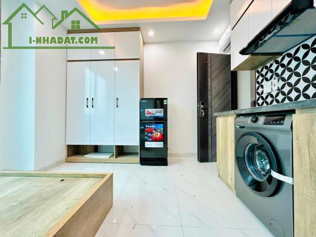 Tòa nhà cho thuê dòng tiền 160tr/th - 138m² - 9 tầng - 44 phòng - Ô tô tránh - giá chỉ 35 - 1