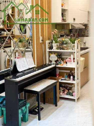 NHÀ ĐẸP FULL NỘI THẤT - GẦN CHỢ BÀ CHIỂU - HẺM XE HƠI KIA - SÁT MẶT TIỀN- 20m VUÔNG A4- 2 - 4