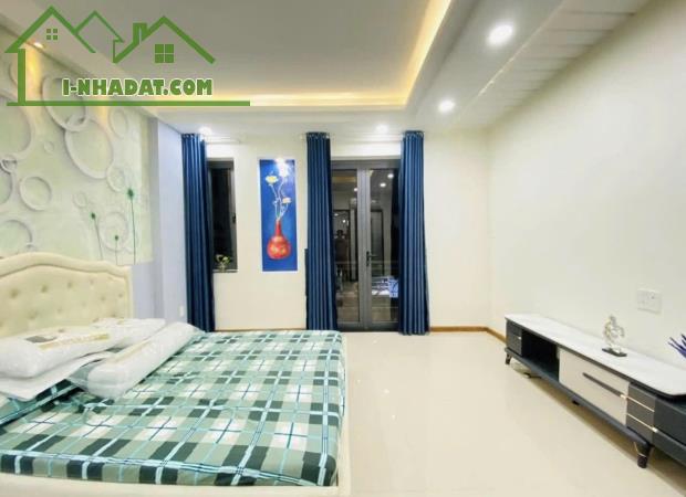 Chính chủ muốn bán nhanh nhà xinh Quận 5 - 2