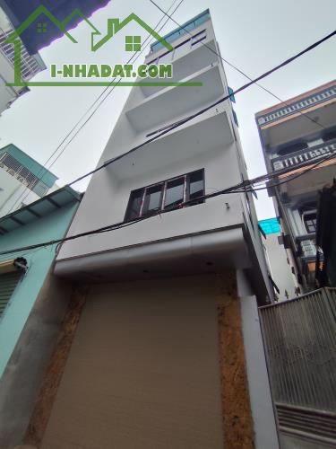 Bán gấp nhà phố Thạch Bàn ô tô tránh DT 40m2 mt4m nhà 4 tầng giá 8.55 tỷ