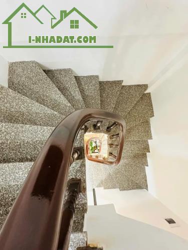 Nhà Đẹp Ở Luôn Ngõ Văn Hương, Đống Đa 21m, 5 tầng, mt 3.5m, giá 4.95 tỷ. - 5