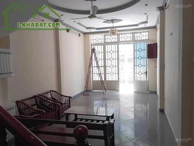 Bán nhà cấp 4, hẻm 4m thoáng Bùi Đình Túy P12, DT 3,5x15m, giá 5.7 tỷ, làm việc chính chủ