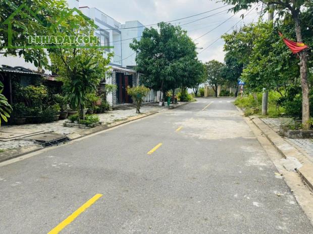 Bán nhà 125m2 MT Bát Nàn Công Chúa, liền kề FPT gần biển Tân Trà, Hòa Hải, NHS 3.3 tỷ - 1