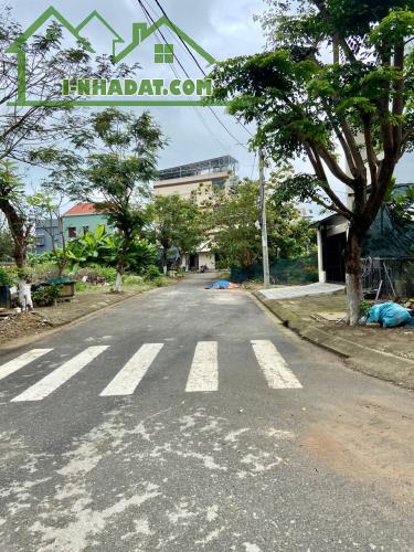 Bán nhà 125m2 MT Bát Nàn Công Chúa, liền kề FPT gần biển Tân Trà, Hòa Hải, NHS 3.3 tỷ - 2