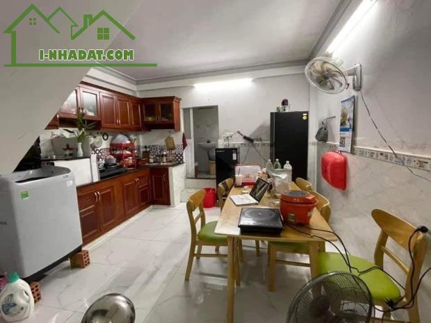 Bán Nhà 749. Hẻm Xe Hơi Kinh Doanh  Nguyễn Văn Quỳ - Quận 7 .46m - 2