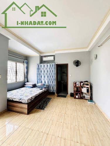Bán Nhà Căn Góc 2 Mặt Tiền, HXH, Đường Bạch Đằng , DT: 52m2 , Xây Tâm Huyết 5 Tấm Mới Đẹp - 3