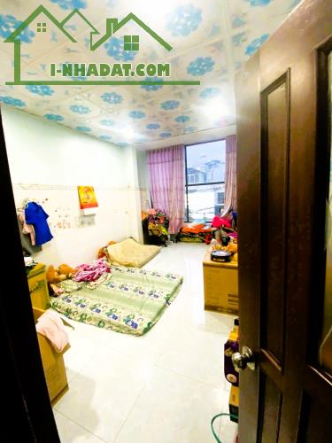 Bán nhà mặt tiền đường chính kinh doanh sầm uất, Trường Thọ, TN 16tr/th - 49m2, 3 tầng, 9 - 3