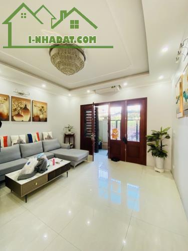BÁN NHÀ MẶT PHỐ NGỌC THỤY - 5 TẦNG - MẶT TIỀN 5M - DIỆN TÍCH 90M² - GIÁ 14.4 TỶ - 1