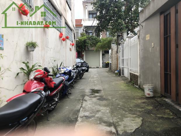 Nhà đường Nguyễn Hoàng, Hải Châu nhỉnh 4 tỷ - 2