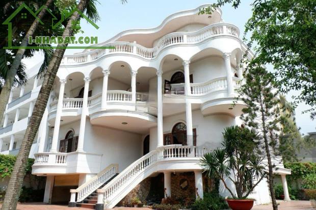 Chính chủ cho thuê Villa mặt tiền số 9 Đặng Hữu Phổ, phường Thảo Điền, Quận 2, thành phố