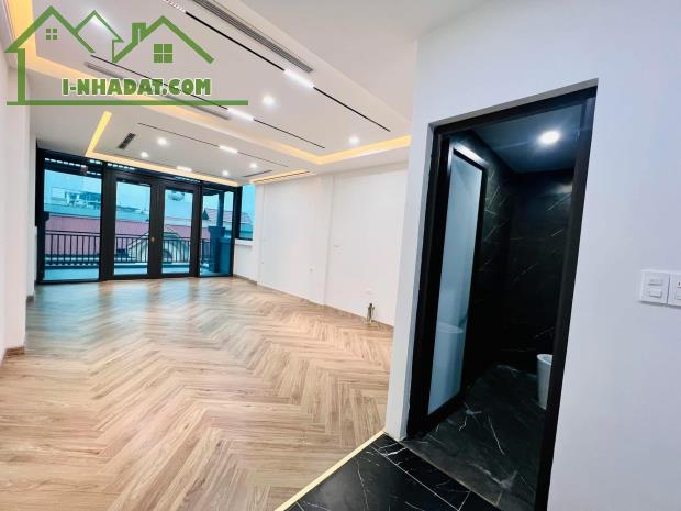 NHÀ ĐẸP MẶT TIỀN RỘNG, PHỐ NGUYỄN KHANG, CẦU GIẤY 7 TẦNG THANG MÁY 0569766799. - 4