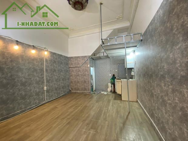 Cho thuê MBKD lối đi riêng đường Tân Quý, Tân Phú, Chỉ: 13Tr/Th - 4
