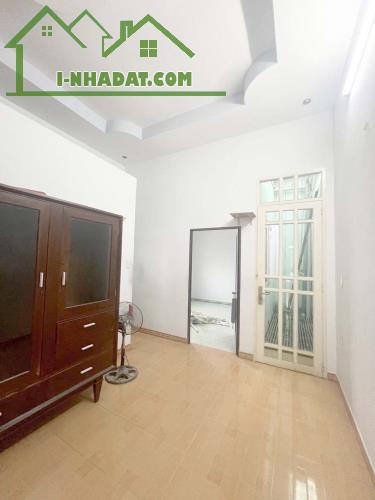 Bán Nhà 2 Tầng Hẻm Xe Hơi 64m2_4x16m Gần Chợ Hiệp Bình Hiệp Bình Chánh Thủ Đức Chỉ 4,4 tỷ. - 2