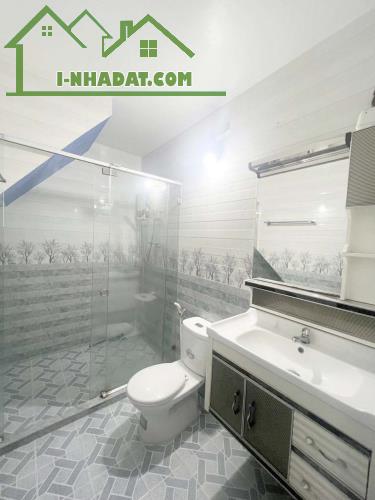 Bán Nhà 2 Tầng Hẻm Xe Hơi 64m2_4x16m Gần Chợ Hiệp Bình Hiệp Bình Chánh Thủ Đức Chỉ 4,4 tỷ. - 3