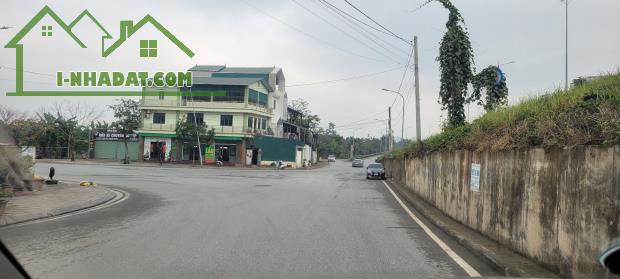 BÁN NHÀ  MẶT PHỐ BÁT KHỐI LÔ GÓC 850M² MT 23 NHỈNH 90 TỶ