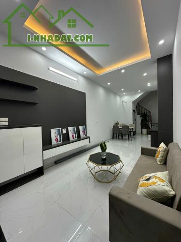 NHÀ PHỐ LÊ HỒNG PHONG HÀ ĐÔNG, 31M, 5T, MT3,1M, GIÁ 8,3 TỶ