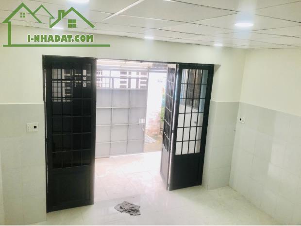 NHÀ 2 TẦNG - Ngay đại học Luật - UBND Phường Hiệp Bình Chánh - 3