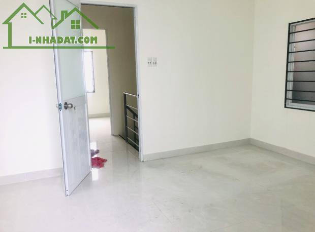 NHÀ 2 TẦNG - Ngay đại học Luật - UBND Phường Hiệp Bình Chánh - 2
