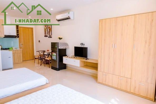 Tòa căn hộ biển Mỹ Khê 8 tàng -Dòng tiền 70 triệu tháng - Giá chỉ 19,2 tỷ . - 2