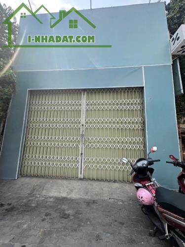 Nhà MT Phạm Hùng vỉa hè rộng 3m ngay cầu Nguyễn Tri Phương P9Q8