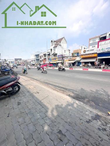 Nhà MT Phạm Hùng vỉa hè rộng 3m ngay cầu Nguyễn Tri Phương P9Q8 - 4