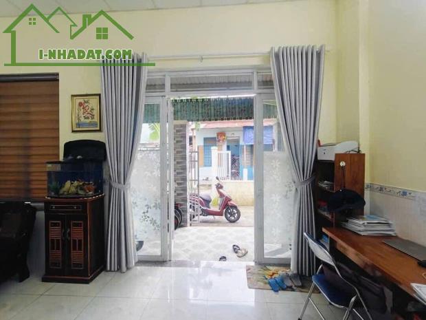 NHÀ C4 SẠCH ĐẸP, DT 82M2 (NGANG 6M), KIỆT TÔN ĐỨC THẮNG, GẦN BẾN XE - CHỈ HƠN 2 TỶ - 1