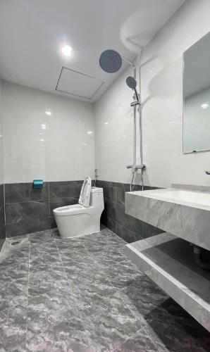 HOT-BÁN NHÀ,NGỌC THUỴ,LONG BIÊN-Ô TÔ ĐỖ CỔNG-30m2,4 TẦNG,5.6 Tỷ