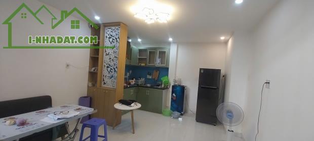 ♥ Nhà 2 mặt kiệt, cách MT Hoàng Diệu 45m, kiệt thông, gần Chợ Mới, 2 tầng, chắc đẹp ở - 4