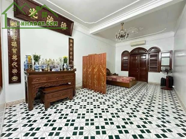 Bán nhà Trần Nguyên Hãn ,p Trần Nguyên Hãn, Lê Chân .5,8 tỷ,3 tầng, 55 m. - 5