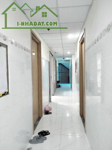 Tòa Nhà 9 Tầng 35 Phòng 141m2 có 29,5 tỷ Quang Trung Gò Vấp Hồ Chí Minh - 3