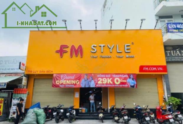 Bán nhà mặt tiền 718 - 718A Lũy Bán Bích, Phường Tân Thành, Quận Tân Phú