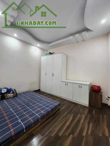 Nhà Ngọc Thụy 45m2 5 tầng Lô góc 100m đến cầu Long Biên Nhỉnh 7 tỷ - 1