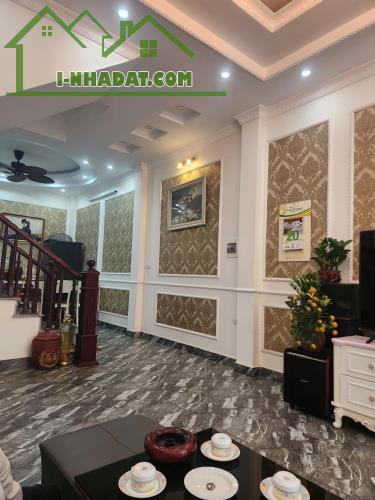 Nhà Ngọc Thụy 45m2 5 tầng Lô góc 100m đến cầu Long Biên Nhỉnh 7 tỷ - 2