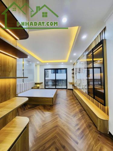 BÁN NHÀ GẦN NGÃ TƯ HÀO NAM – HOÀNG CẦU, NGÕ THÔNG, GẦN ĐƯỜNG ÔTÔ, NHÀ MỚI 5 TẦNG THANG MÁY - 3