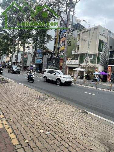 Bán nhà riêng tại Đường Phạm Ngũ Lão, Quận 1, 5,3 tỷ, 35 m2 , ô tô tránh, kinh doanh