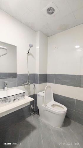 BÁN NHÀ _VĂN PHÚ_HĐ_40M2_NHÀ ĐẸP RỰC RỠ_GIÁ RẺ BẤT NGỞ 6,5 TỶ - 1