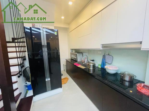 BÁN NHÀ GẦN MẶT PHỐ THÁI HÀ – ĐỐNG ĐA, THOÁNG TRƯỚC SAU, MẶT NGÕ Ô TÔ THÔNG, KINH DOANH. - 1