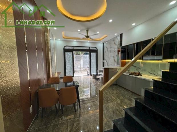 Bán nhà hẻm 405 Trường Chinh, Tân Bình, 38,9m2 - 2