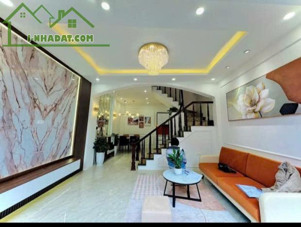 💔NHÀ ĐẸP HAI THOÁNG TRƯƠNG ĐỊNH 6,85 TỶ/ 35 M2/MT4,6 M - MẶT TIỀN RỘNG.